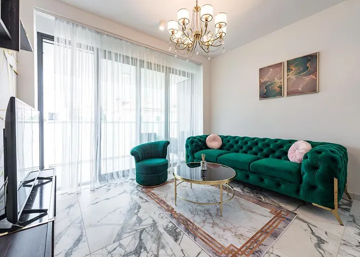 Stunning Luxury Apartment Royal Glamour